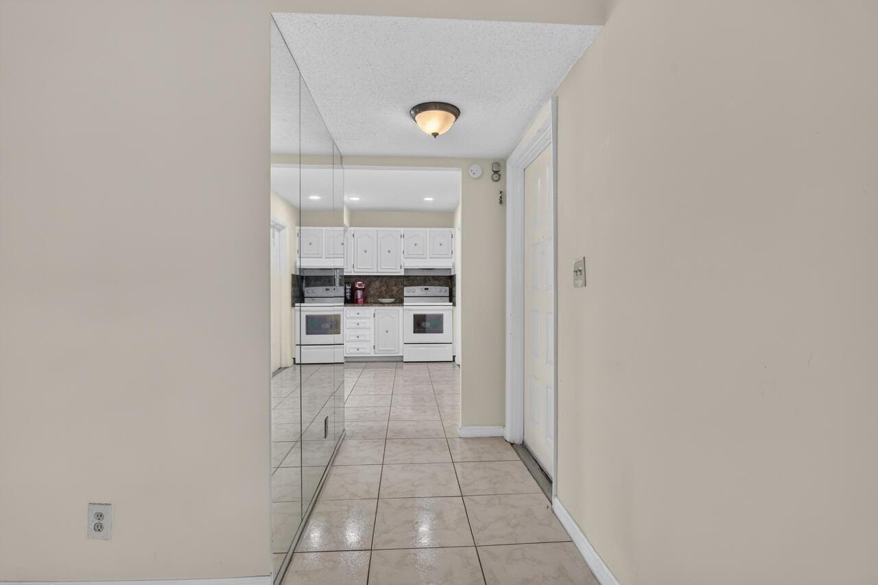 4140 NW 44th Avenue # 411, Lauderdale Lakes, FL 33319 photo 4