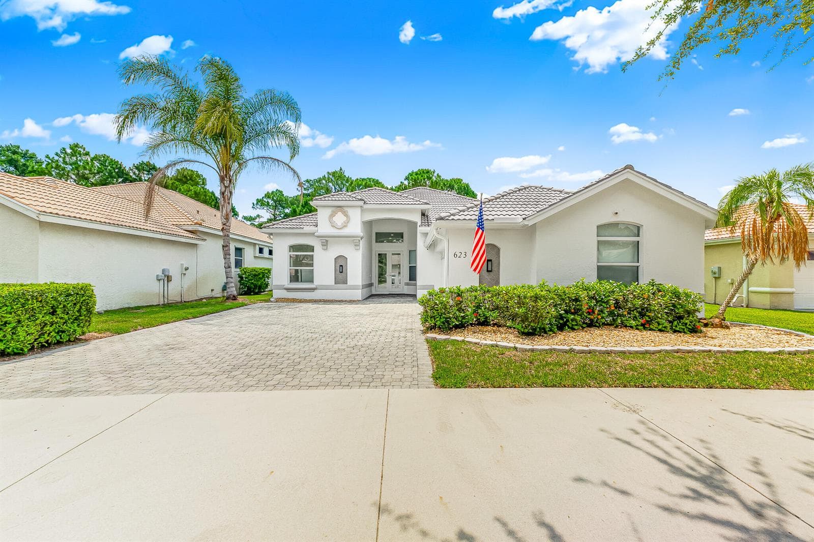 623 SW Lake Charles Circle, Port St. Lucie, FL 34986 photo 3