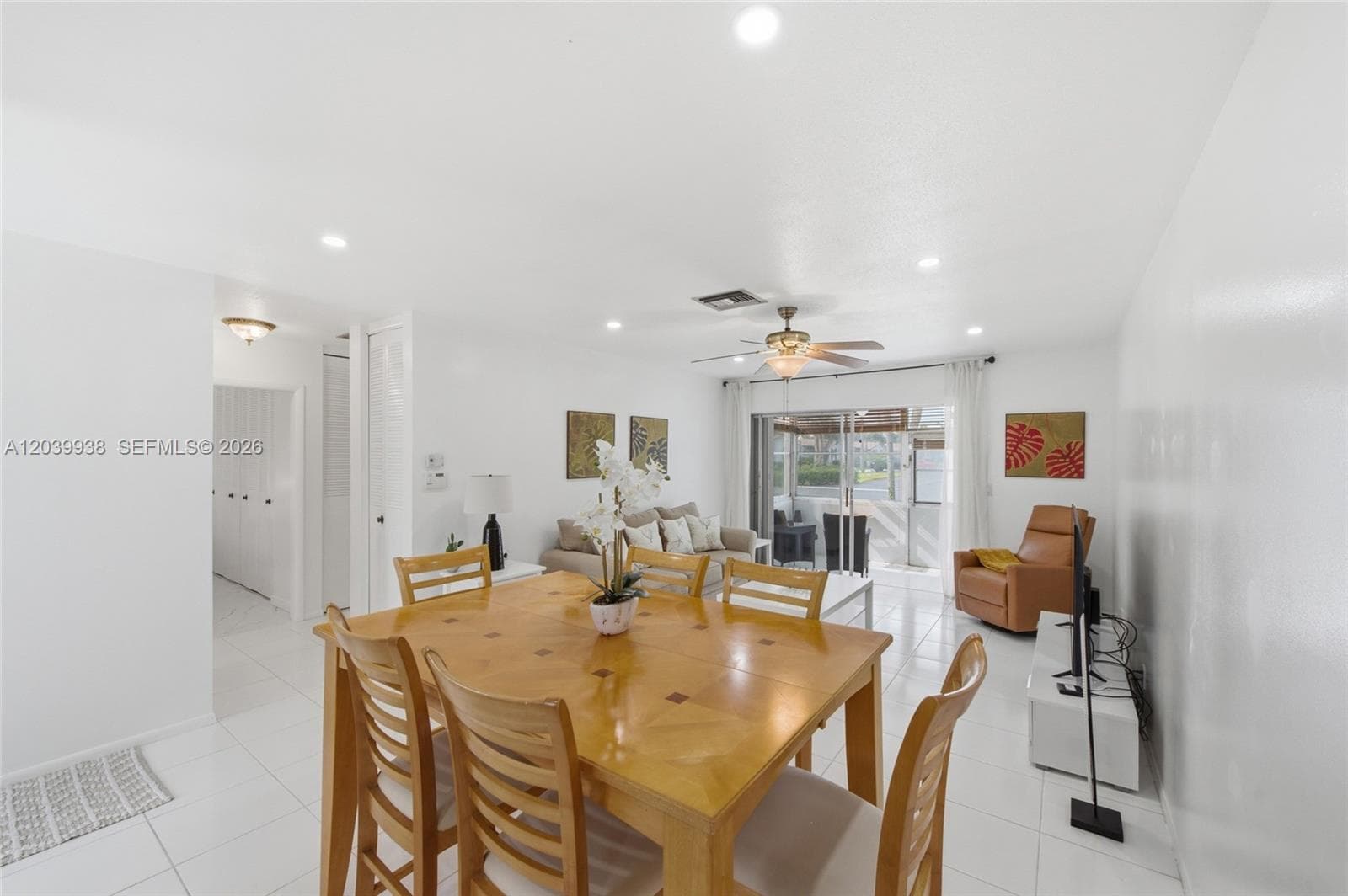 2894 E Crosley Dr E # D, West Palm Beach, FL 33415 photo 4