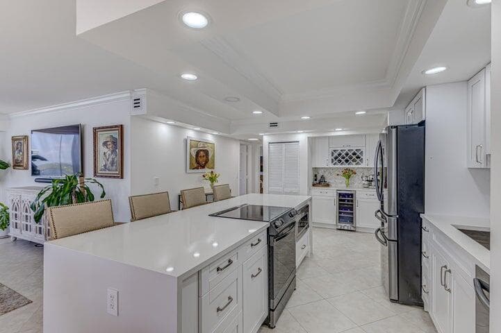 5440 N Ocean Drive # 1502, Singer Island, FL 33404 photo 3
