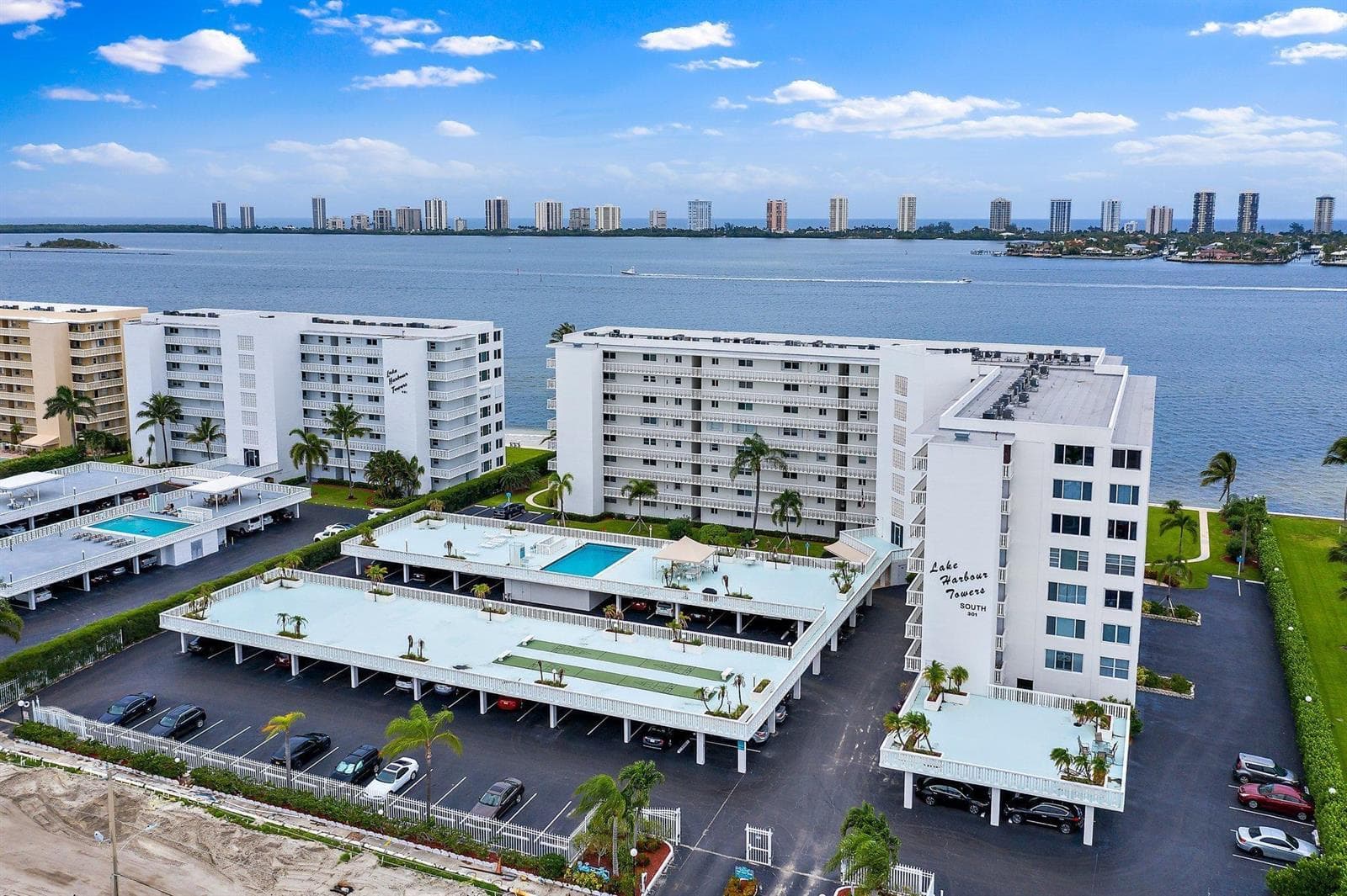 301 Lake Shore Drive # 802, Lake Park, FL 33403 photo 3