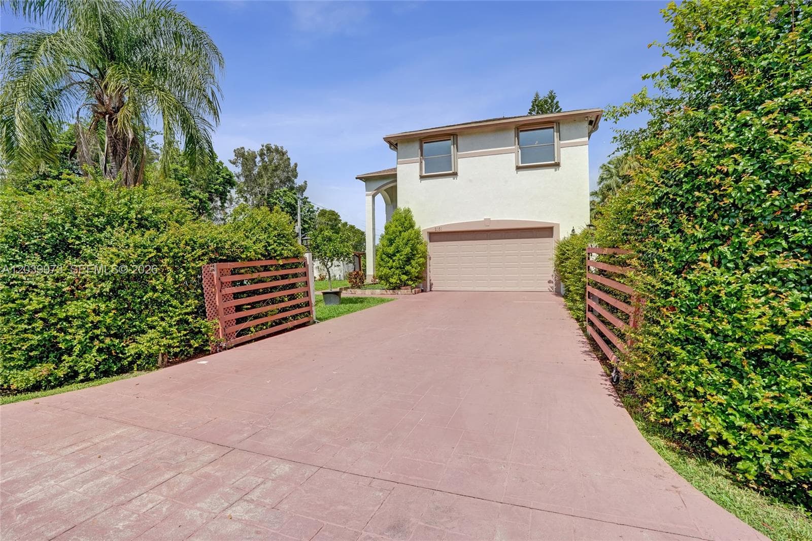 2151 NW 121st Ave, Plantation, FL 33323 photo 4
