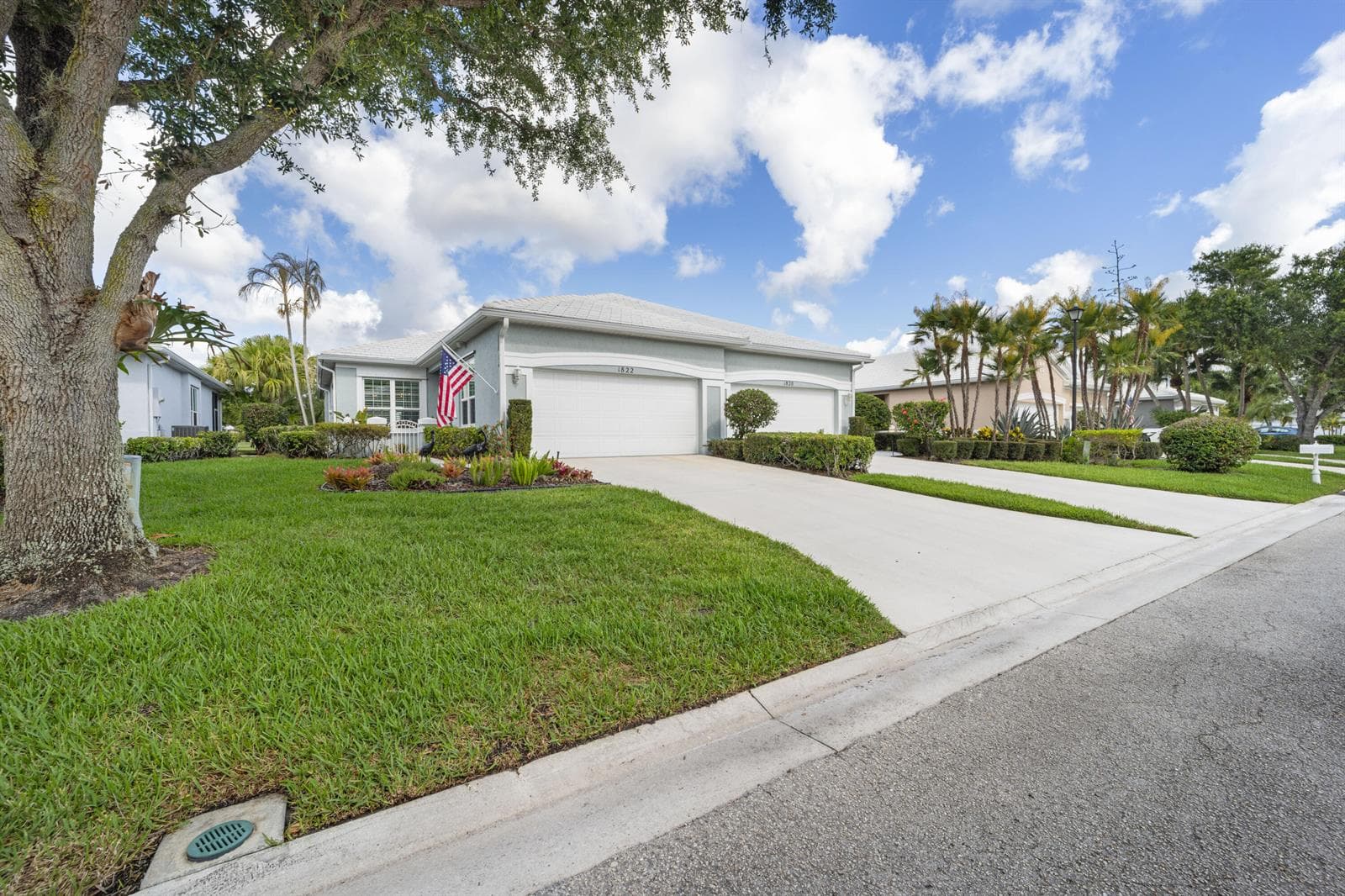 1822 SW Willowbend Lane, Palm City, FL 34990 photo 2