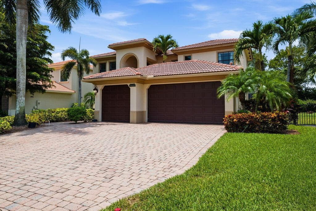 8105 Ferentino Pass, Delray Beach, FL 33446 photo 3