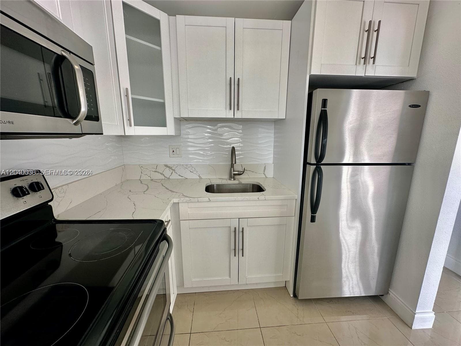 241 SE 9th Ave # 207, Pompano Beach, FL 33060 photo 3