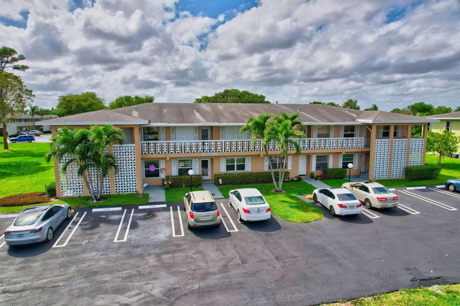 1051 Orange Terrace # 103, Delray Beach, FL 33445 photo 3