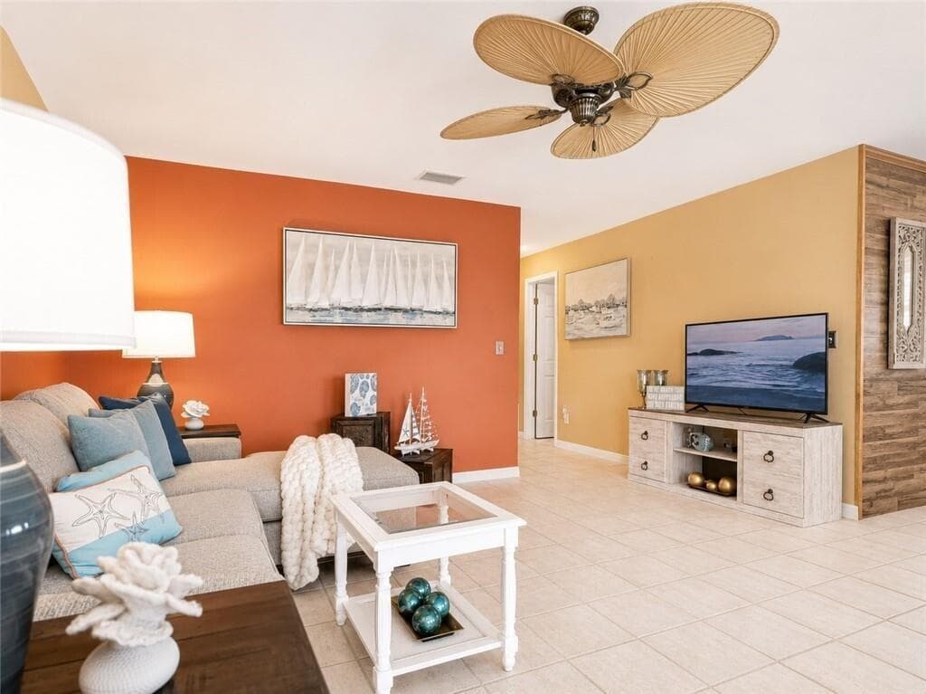 55 Woodland Drive # 206, Vero Beach, FL 32962 photo 2