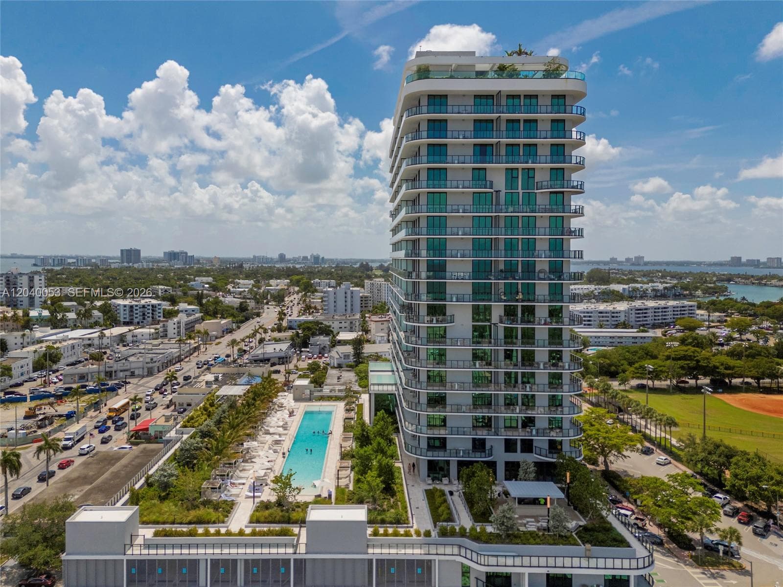 580 72nd St # 1008, Miami Beach, FL 33141 photo 2