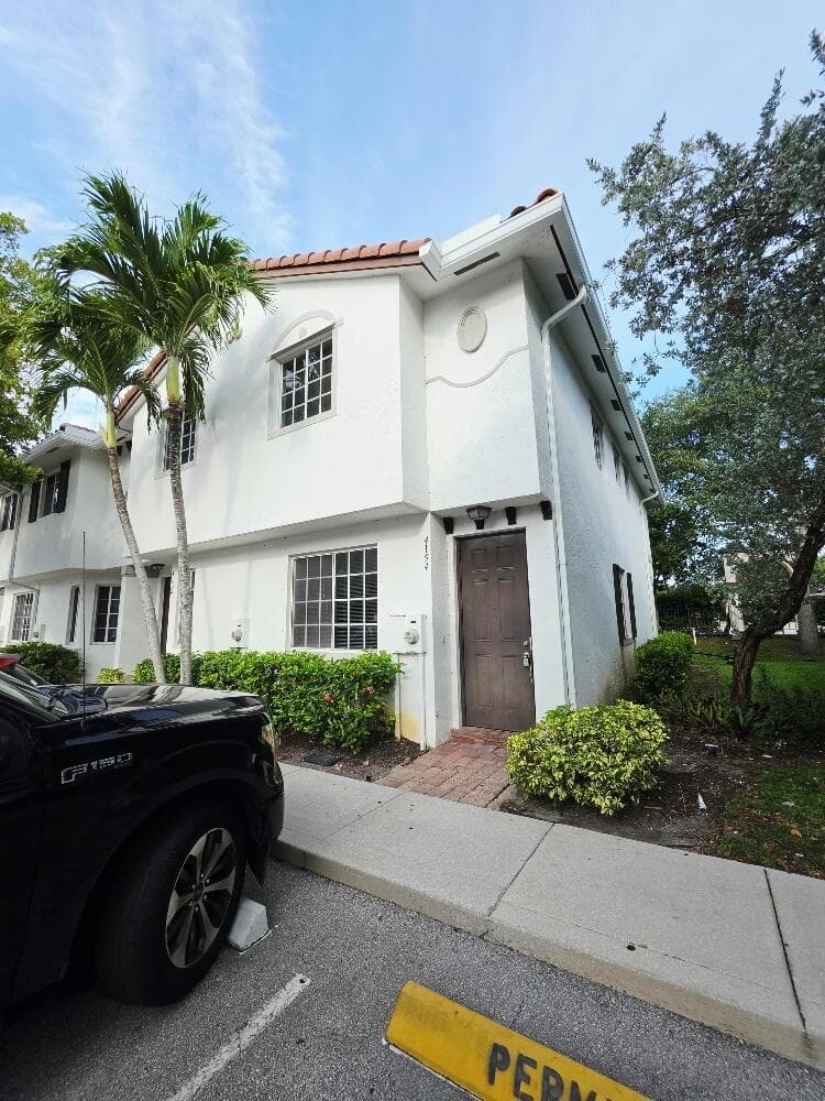 4154 Napoli Lake Drive, Riviera Beach, FL 33410 photo 2