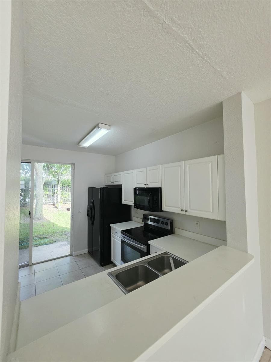4154 Napoli Lake Drive, Riviera Beach, FL 33410 photo 5