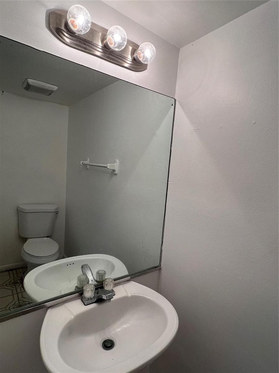 2442 NW 52nd Avenue, Lauderhill, FL 33313 photo 5