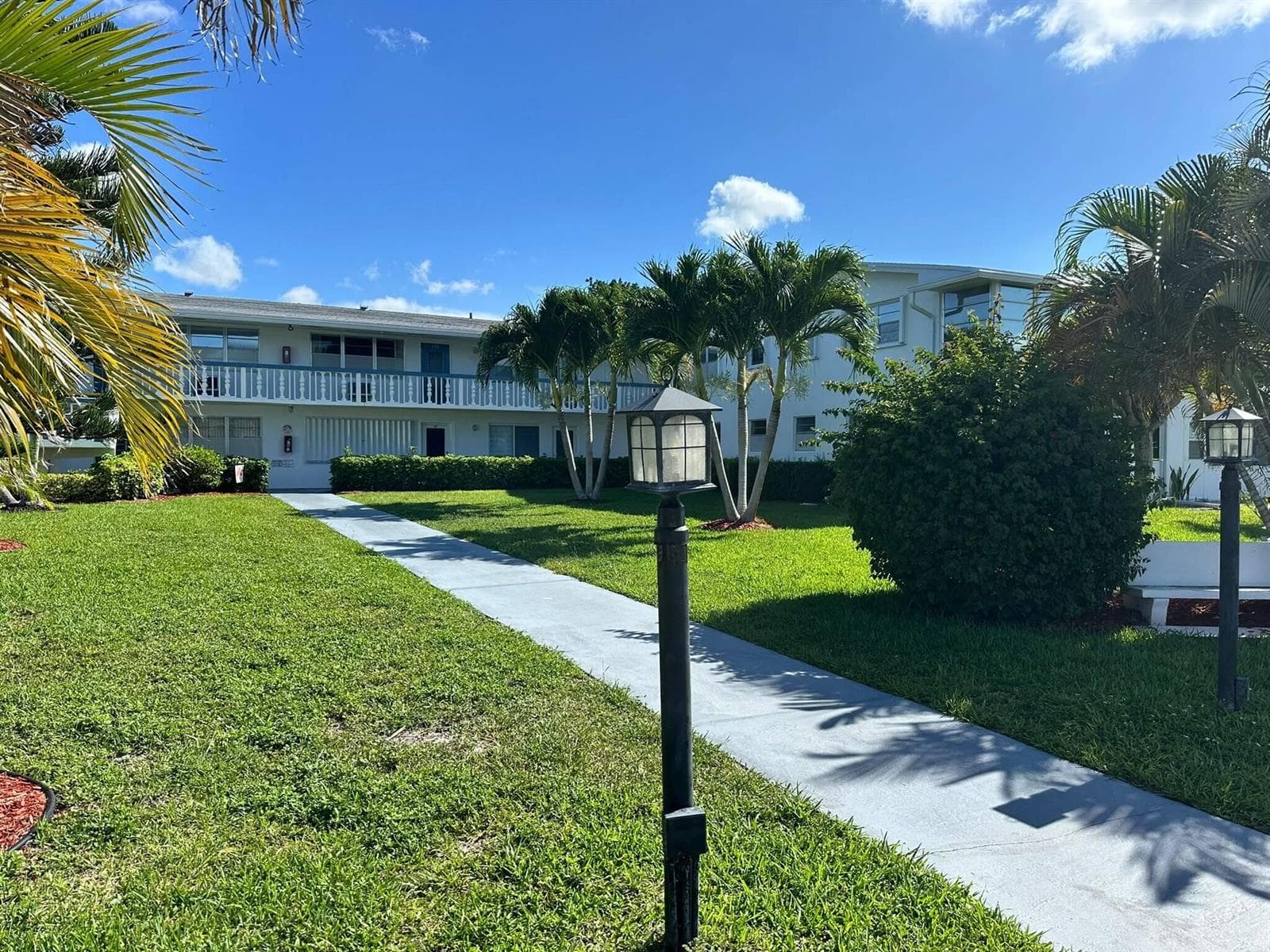 171 Markham H # 171, Deerfield Beach, FL 33442 photo 4