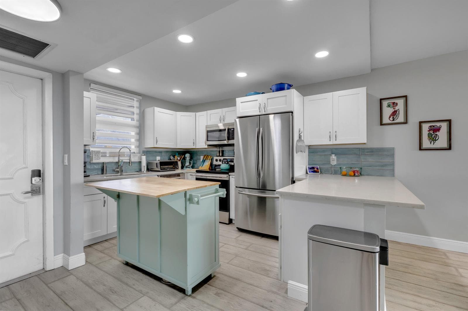 3100 NE 49th Street # 503, Fort Lauderdale, FL 33308 photo 2