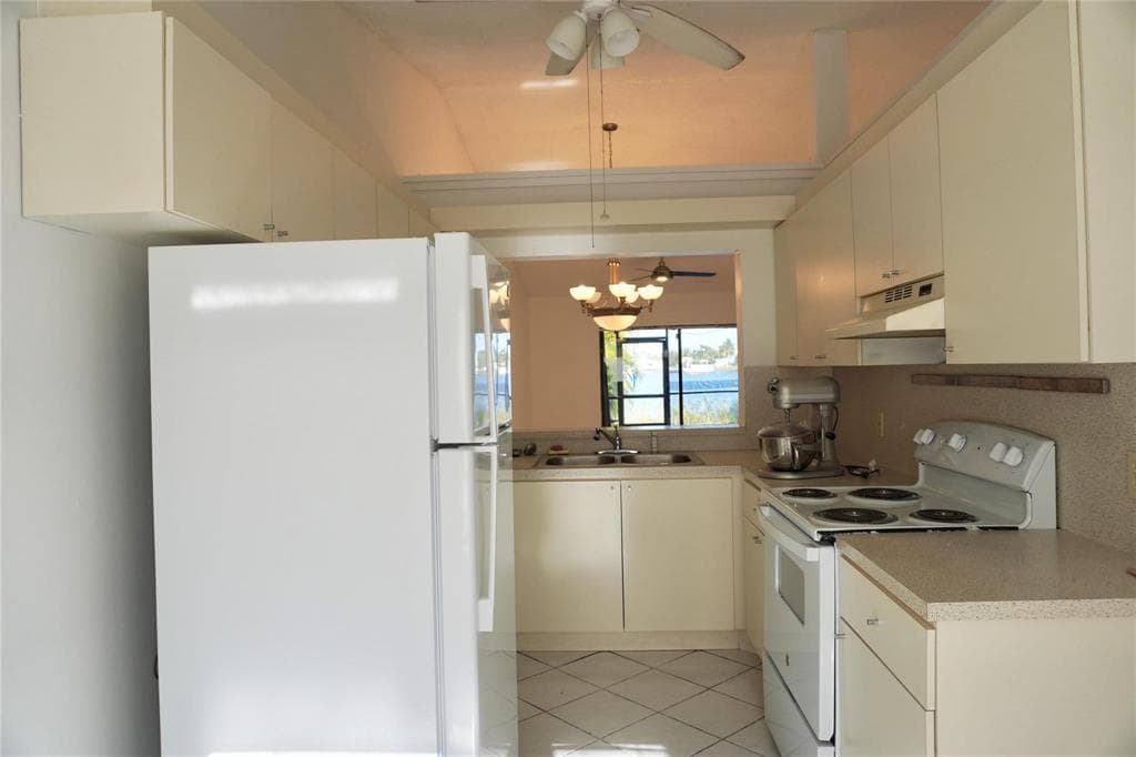 5600 N Park, Dania Beach, FL 33312 photo 4