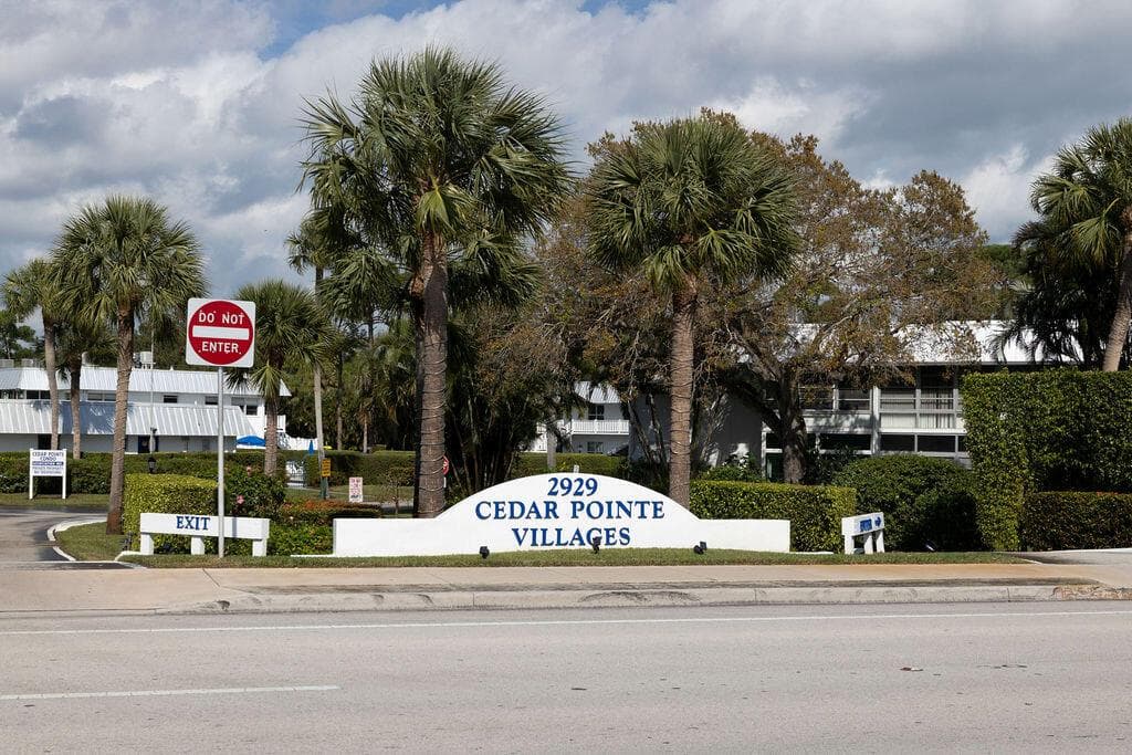 2929 SE Ocean Boulevard # 130-8, Stuart, FL 34996 photo 3