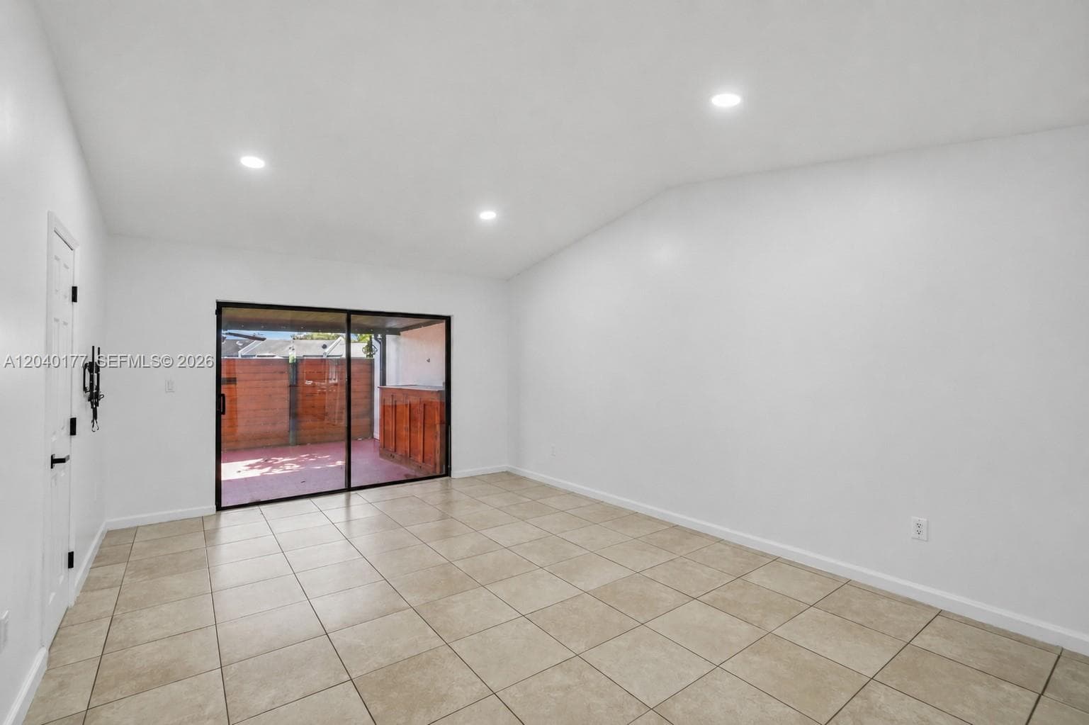 5113 SW 138th Ave Cir, Miami, FL 33175 photo 4