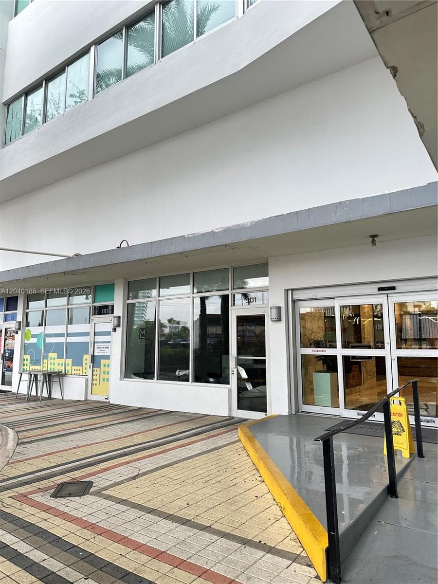 7135 Collins Ave # 1523, Miami Beach, FL 33141 photo 2