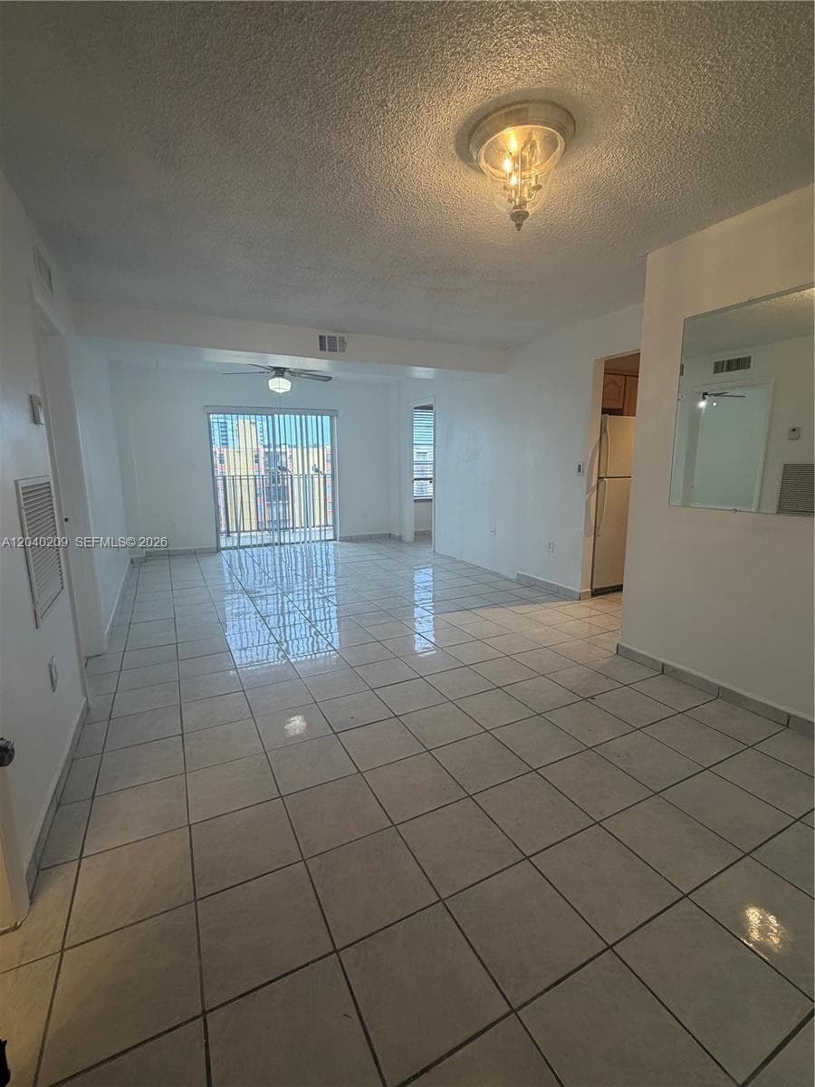 4717 NW 7th St # 803-10, Miami, FL 33126 photo 4