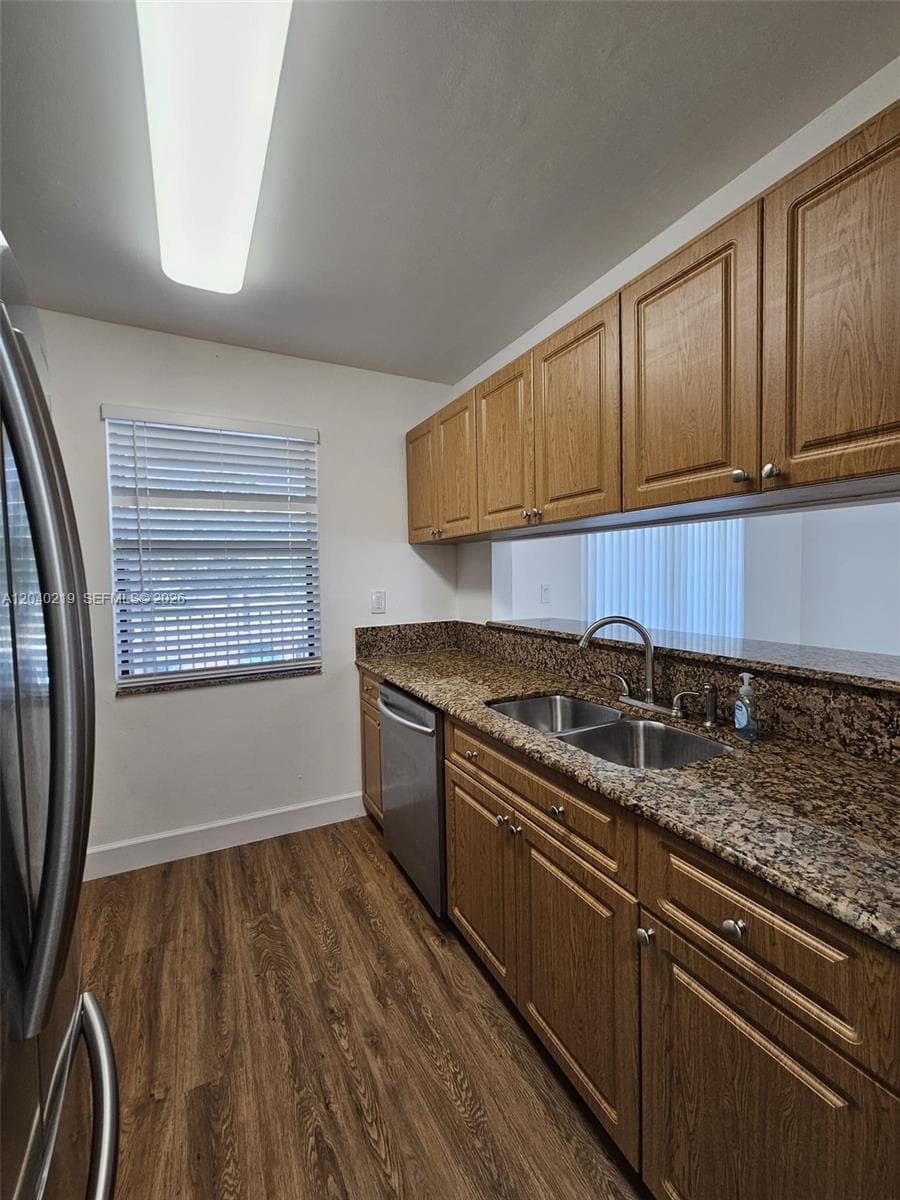 3252 Foxcroft Rd # 216, Miramar, FL 33025 photo 5