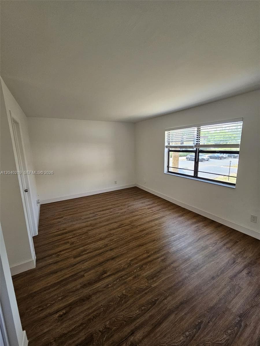 3252 Foxcroft Rd # 216, Miramar, FL 33025 photo 4