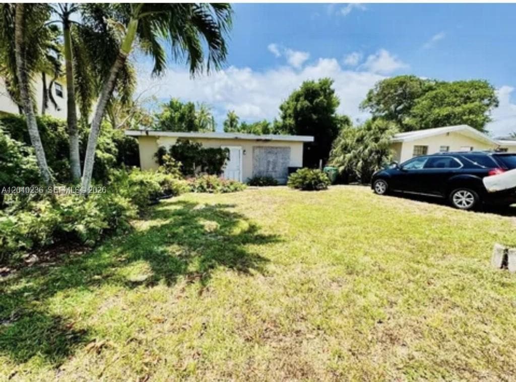2616 NE 214th St, Miami, FL 33180 photo 3
