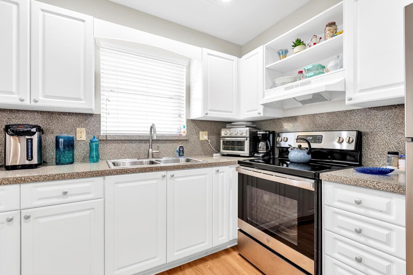 5300 Washington Street # Apt D306, Hollywood, FL 33021 photo 5