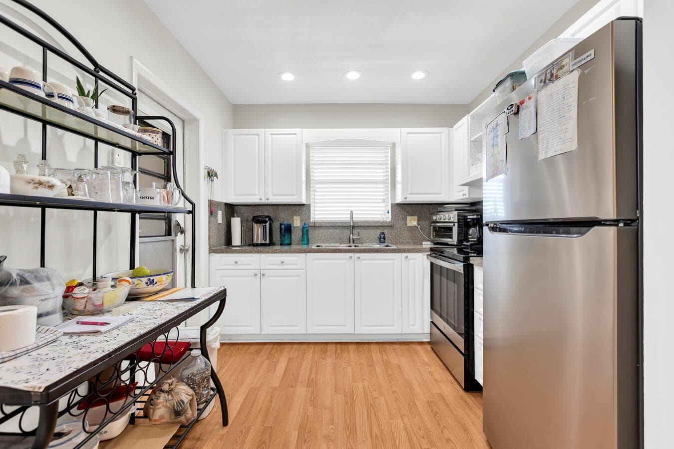 5300 Washington Street # Apt D306, Hollywood, FL 33021 photo 4
