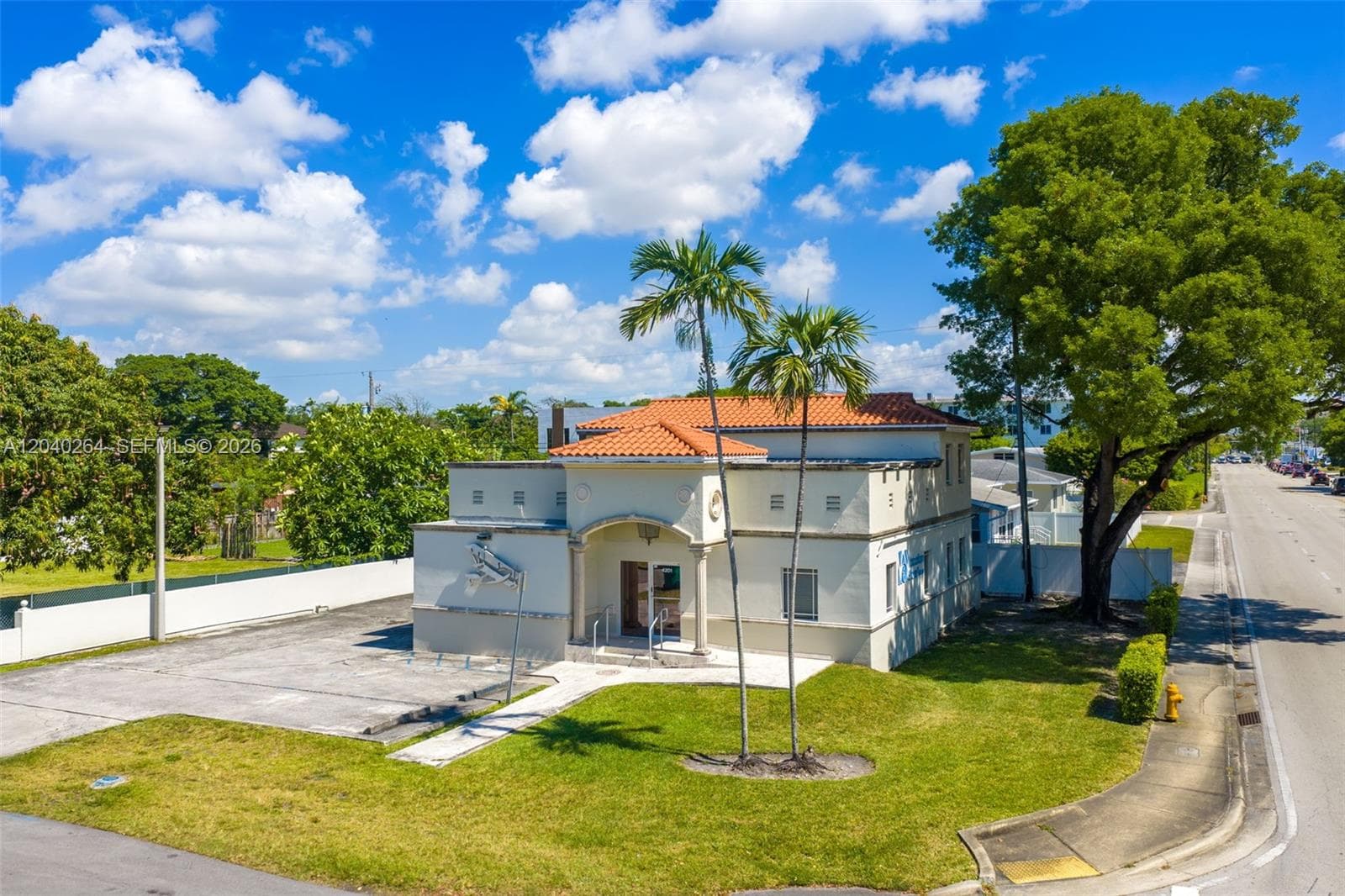 4201 SW 11th St, Miami, FL 33134 photo 2