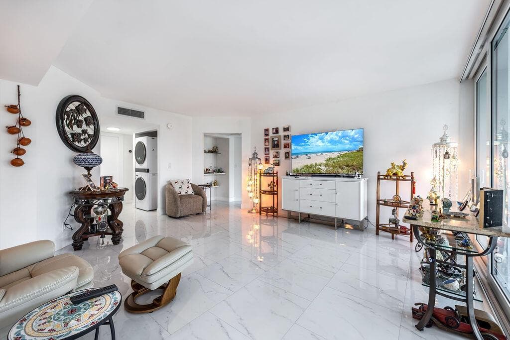 3661 Via Poinciana Road # 206, Lake Worth, FL 33461 photo 5
