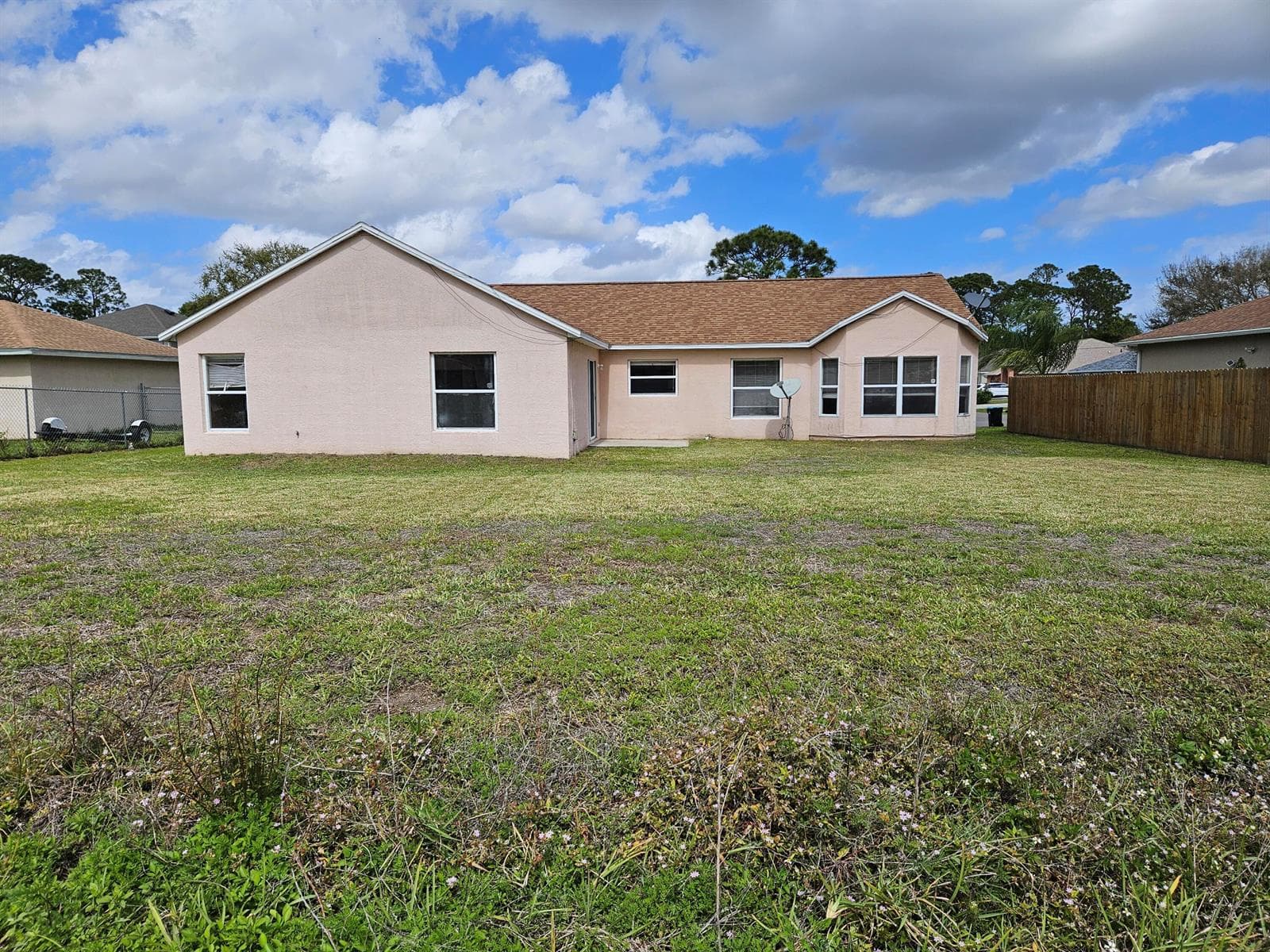 570 Ontario Street NW, Palm Bay, FL 32907 photo 2