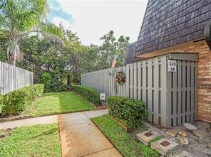 340 S Waverly Place # 8b, Vero Beach, FL 32960 photo 2