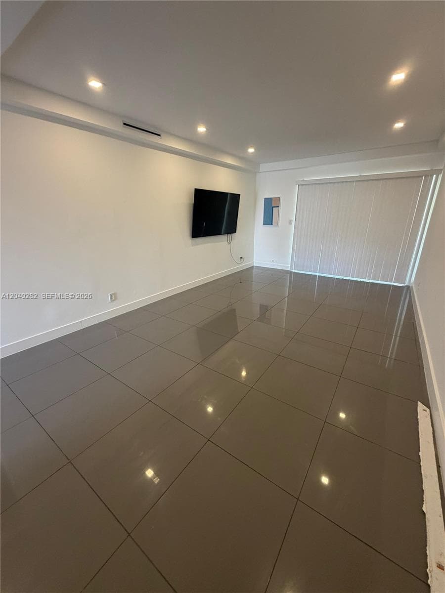 13105 Ixora Ct # 107, North Miami, FL 33181 photo 4