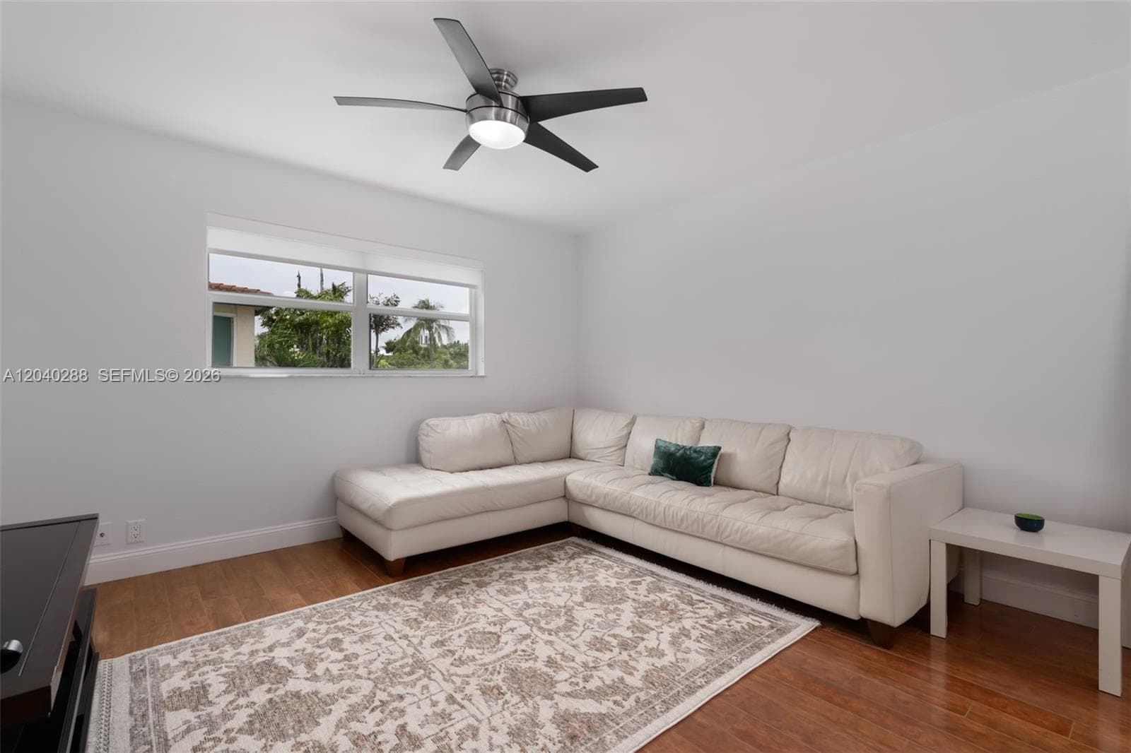 611 NE 14th Ave # 206, Fort Lauderdale, FL 33304 photo 2