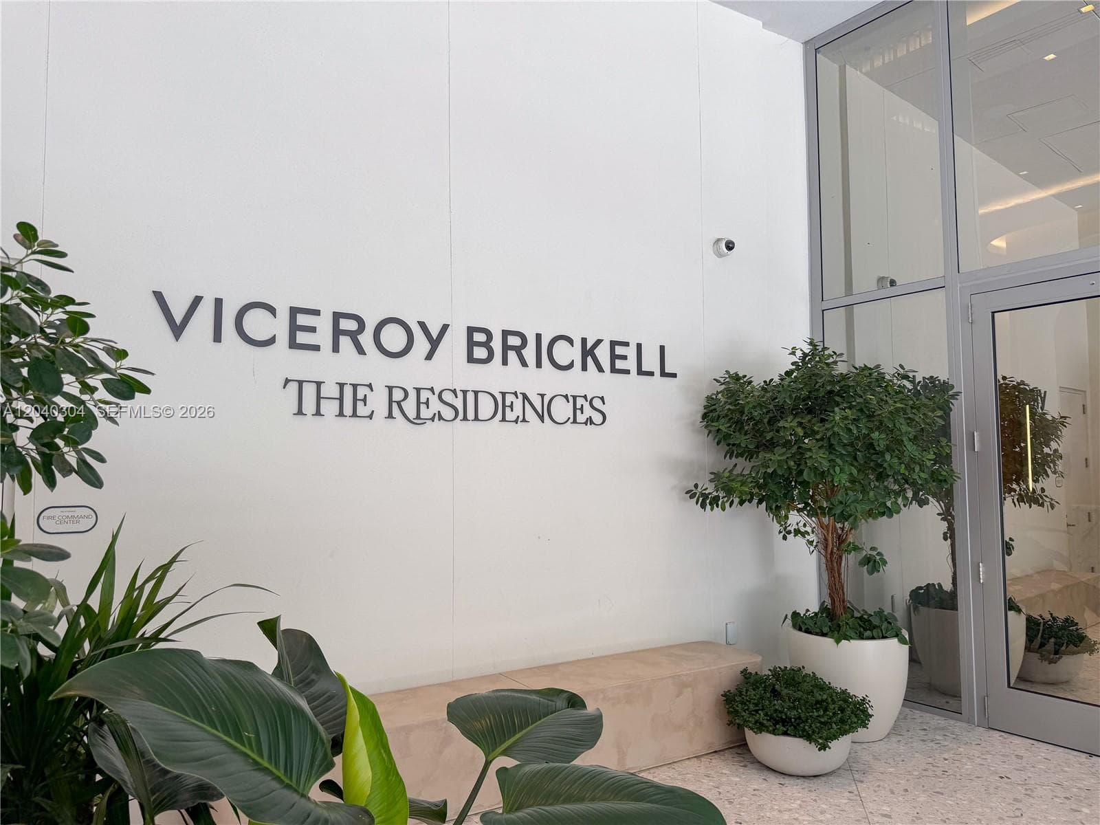 77 SE 5th St # 4015, Miami, FL 33131 photo 2