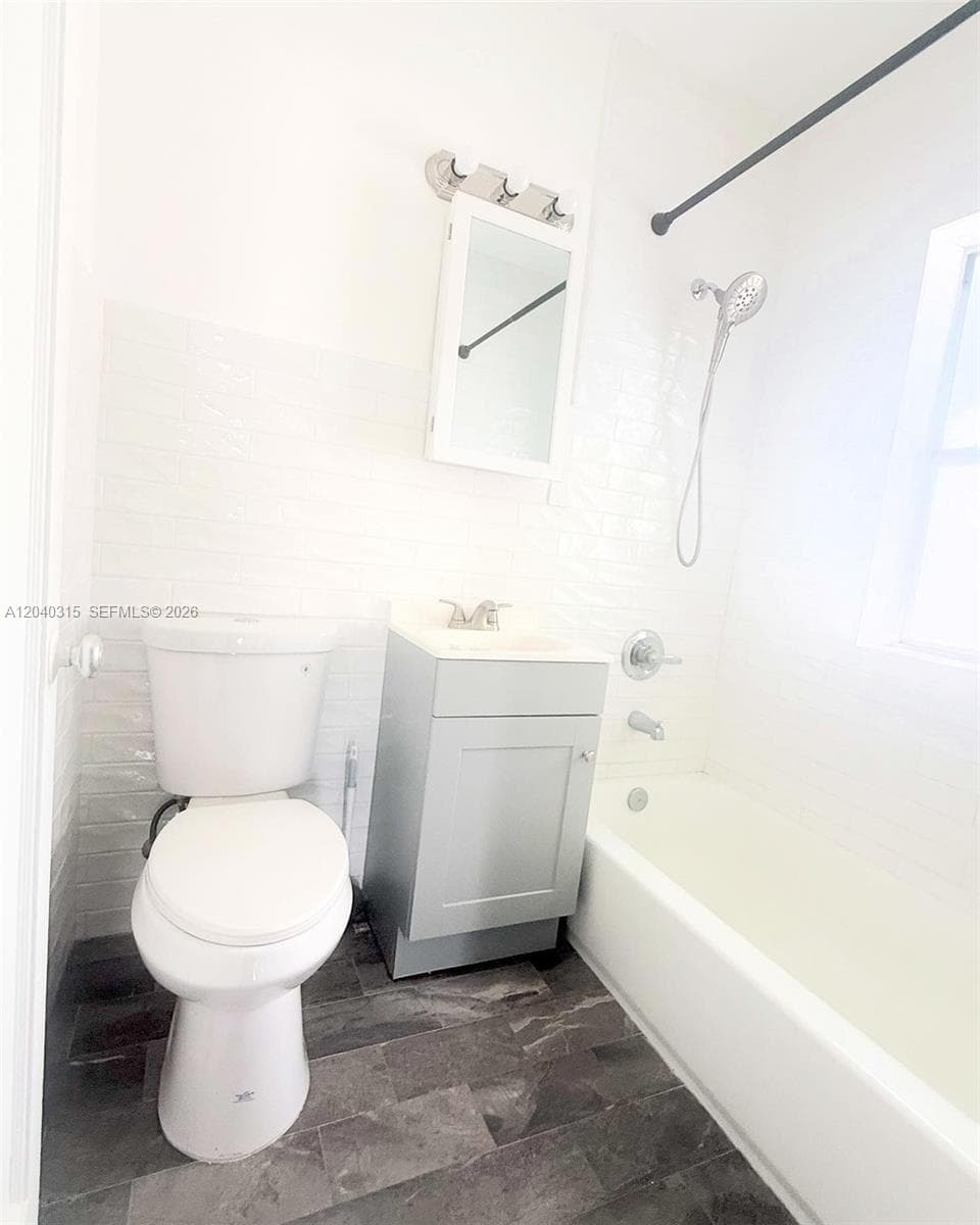 1730 Marseille Dr, Miami Beach, FL 33141 photo 5
