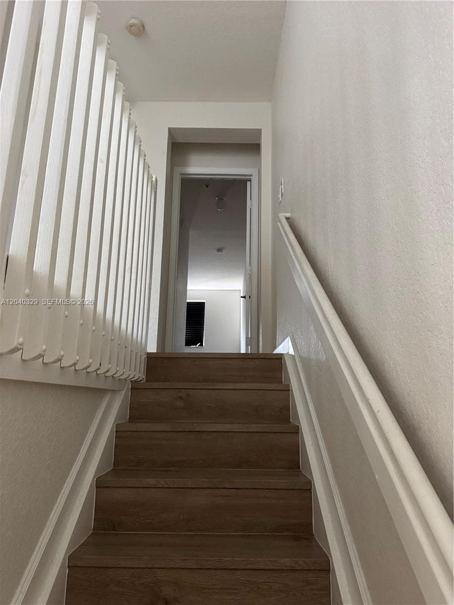 17640 NW 73rd Ave # 204-19, Hialeah, FL 33015 photo 3