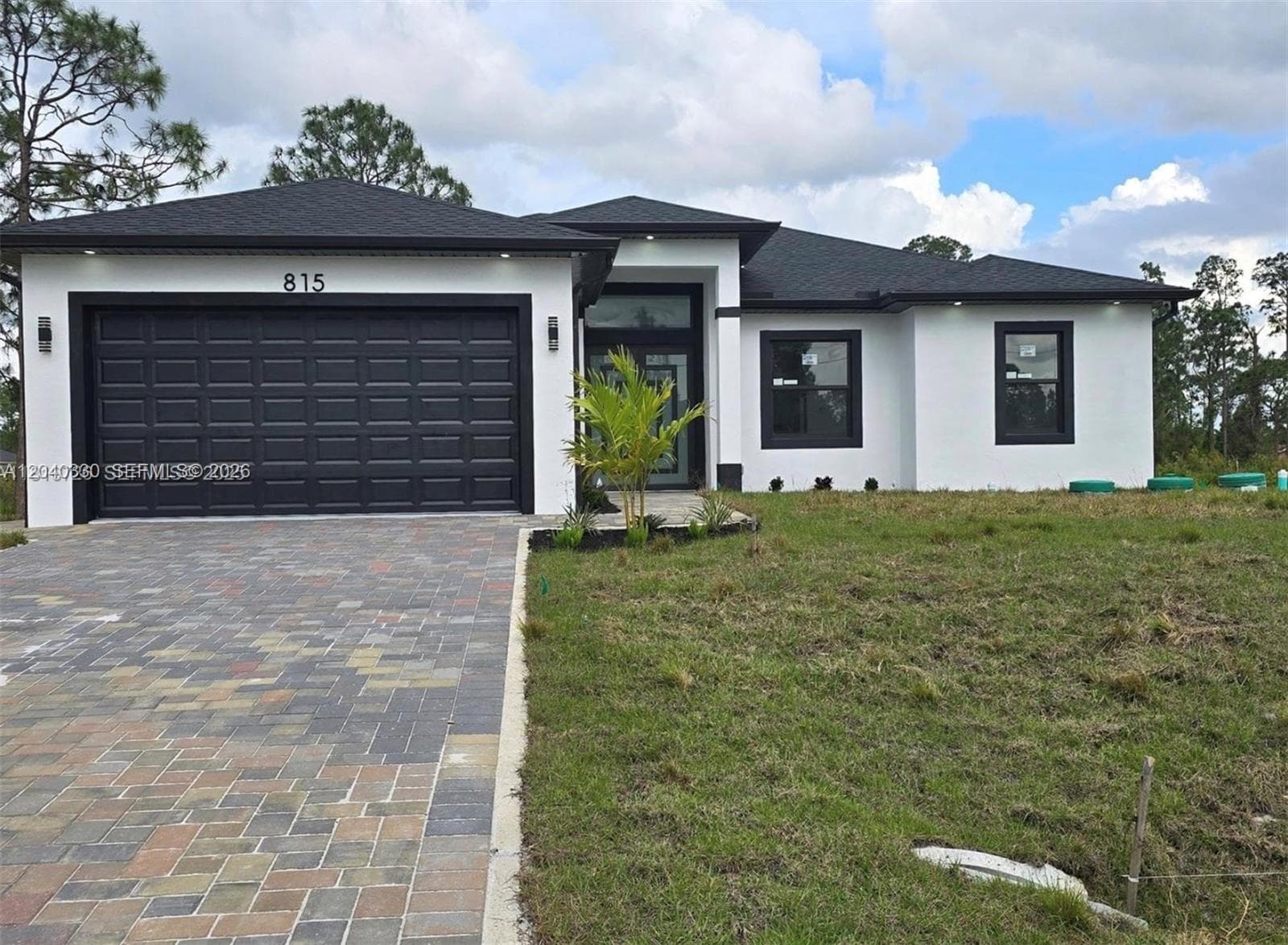 815 Anaconda Ave S, Lehigh Acres, FL 33974 photo 2