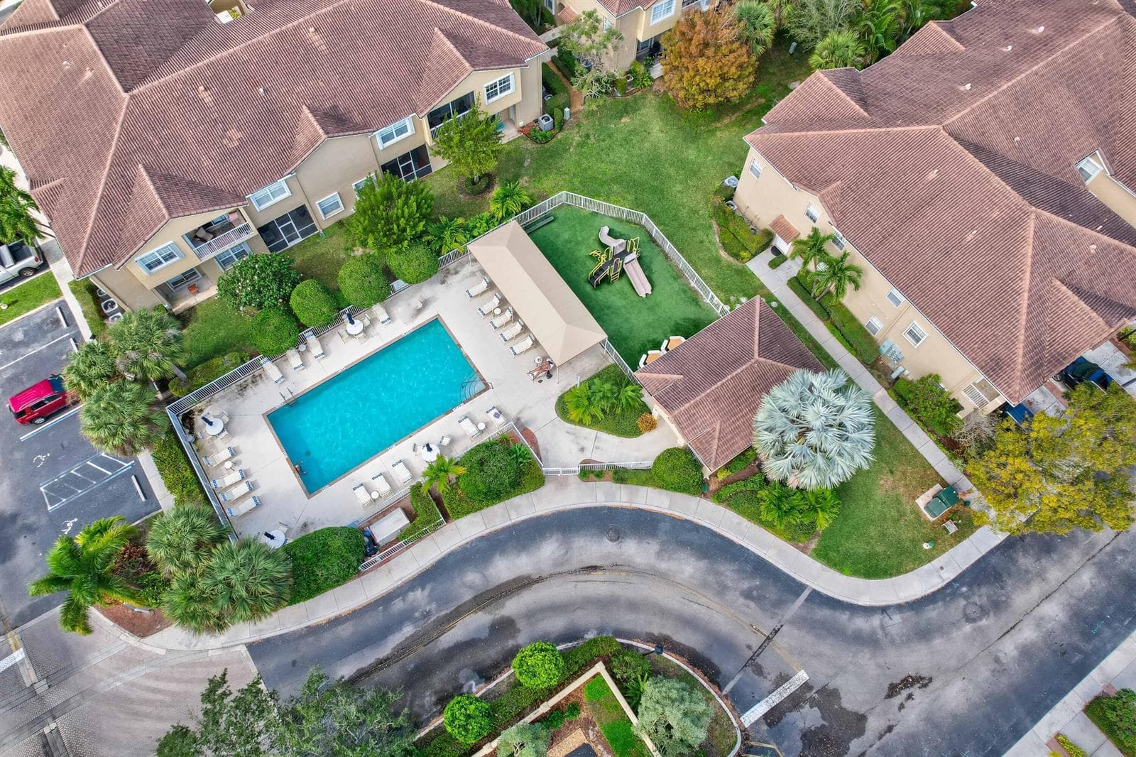 115 Lighthouse Circle # B, Tequesta, FL 33469 photo 2