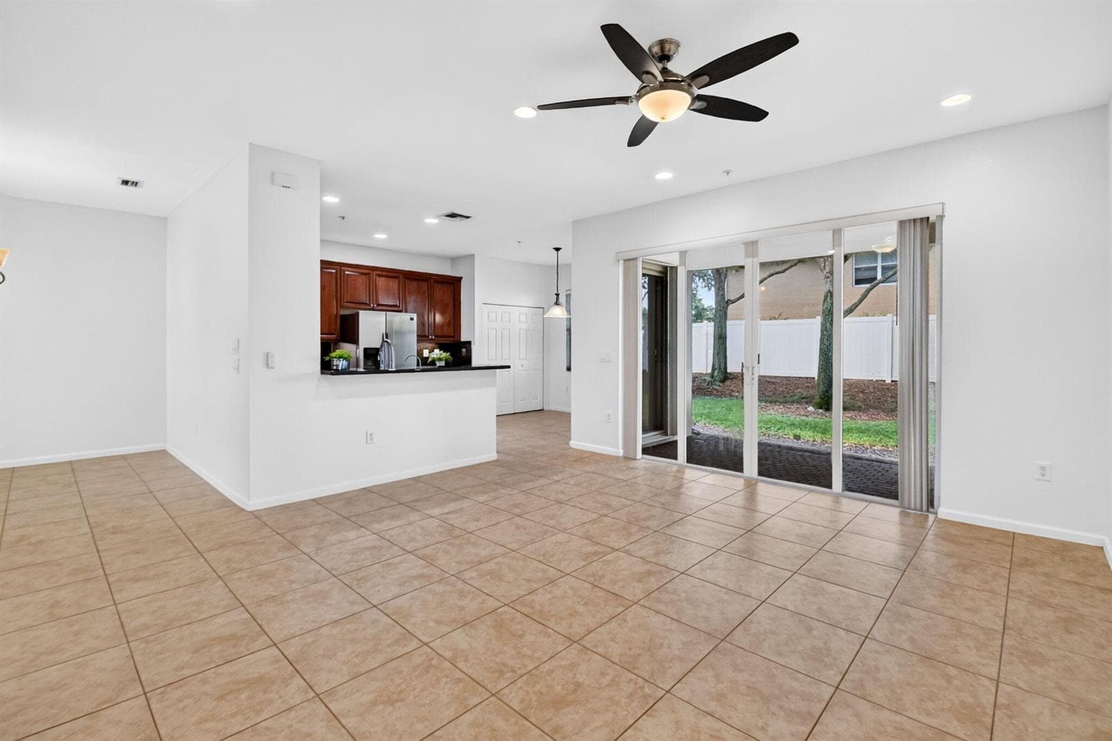 7662 Spatterdock Drive, Boynton Beach, FL 33437 photo 3