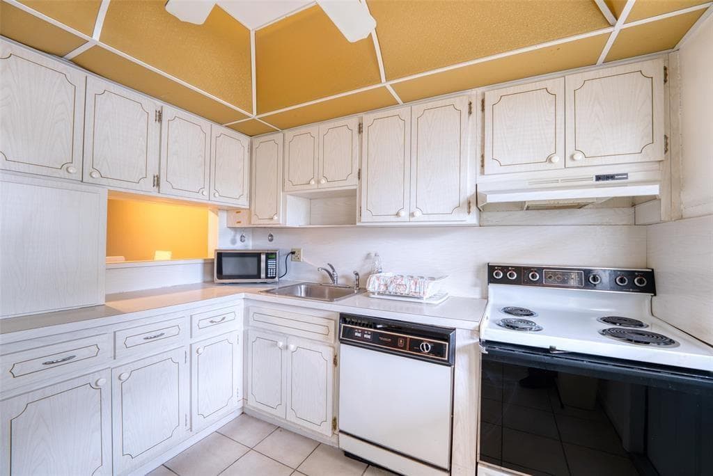 4700 Washington Street # 105, Hollywood, FL 33021 photo 3