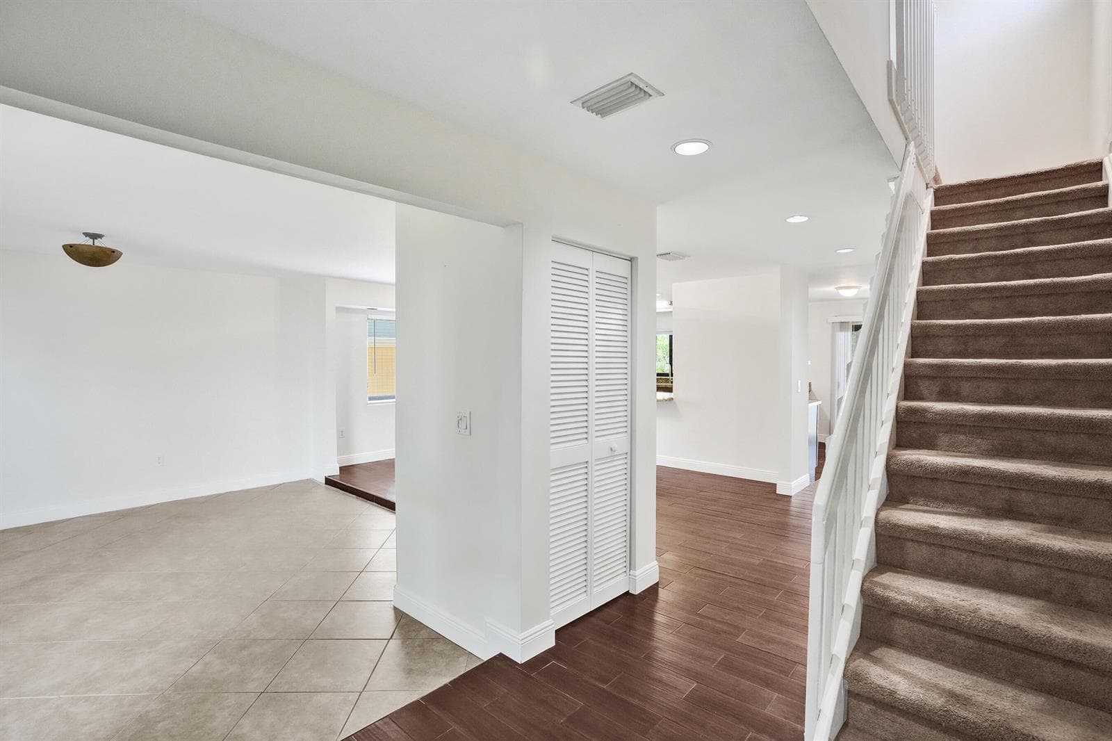 20020 NE 6th Court, Miami, FL 33179 photo 5