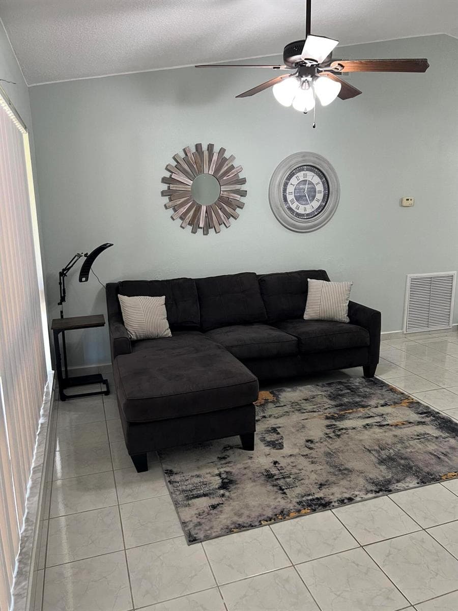 8511 NW 8th Street, Pembroke Pines, FL 33024 photo 5
