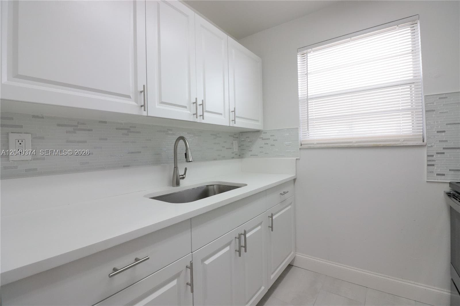 400 NE 1st St # 108, Hallandale Beach, FL 33009 photo 5