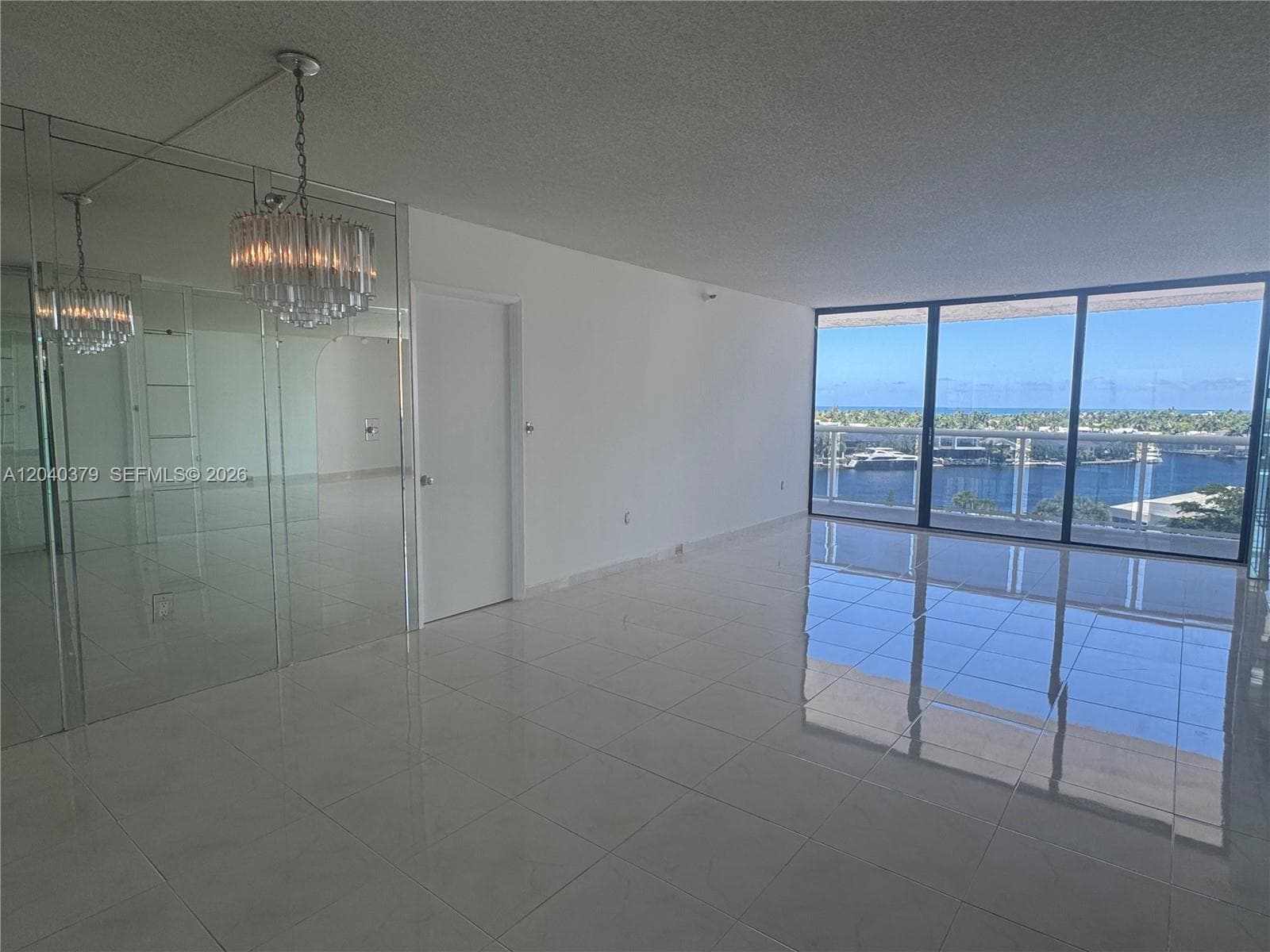 20505 E Country Club Dr # 835, Aventura, FL 33180 photo 3