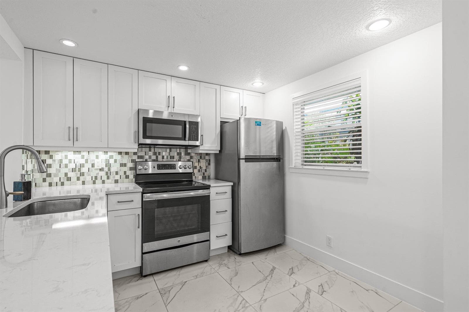 3090 Holiday Springs Boulevard # Unit 109, Margate, FL 33063 photo 3