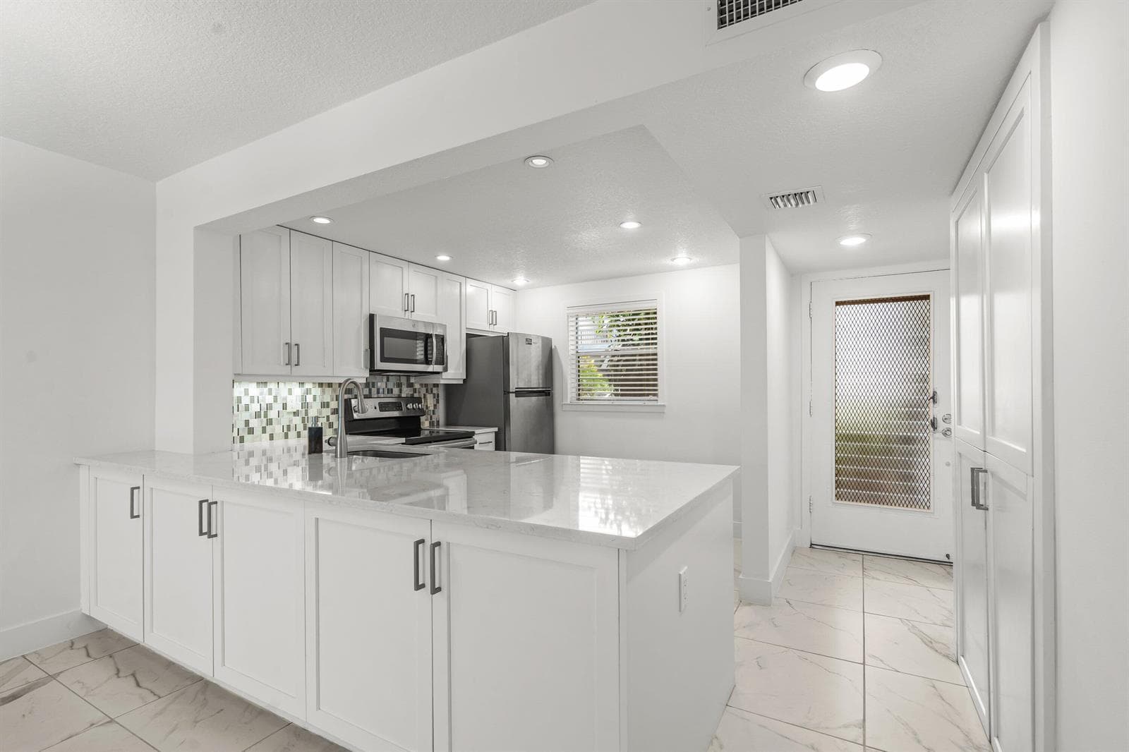 3090 Holiday Springs Boulevard # Unit 109, Margate, FL 33063 photo 5