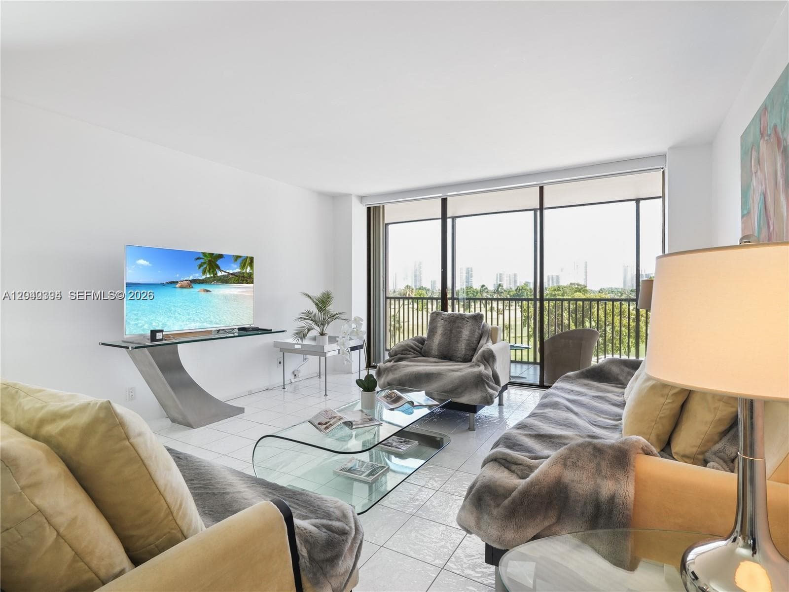 20379 W Country Club Dr # 536, Aventura, FL 33180 photo 2