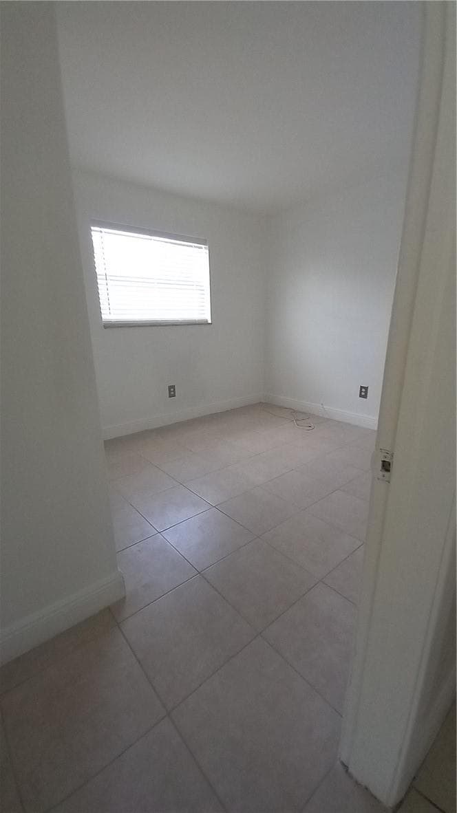330 NW 38th Street, Deerfield Beach, FL 33064 photo 5