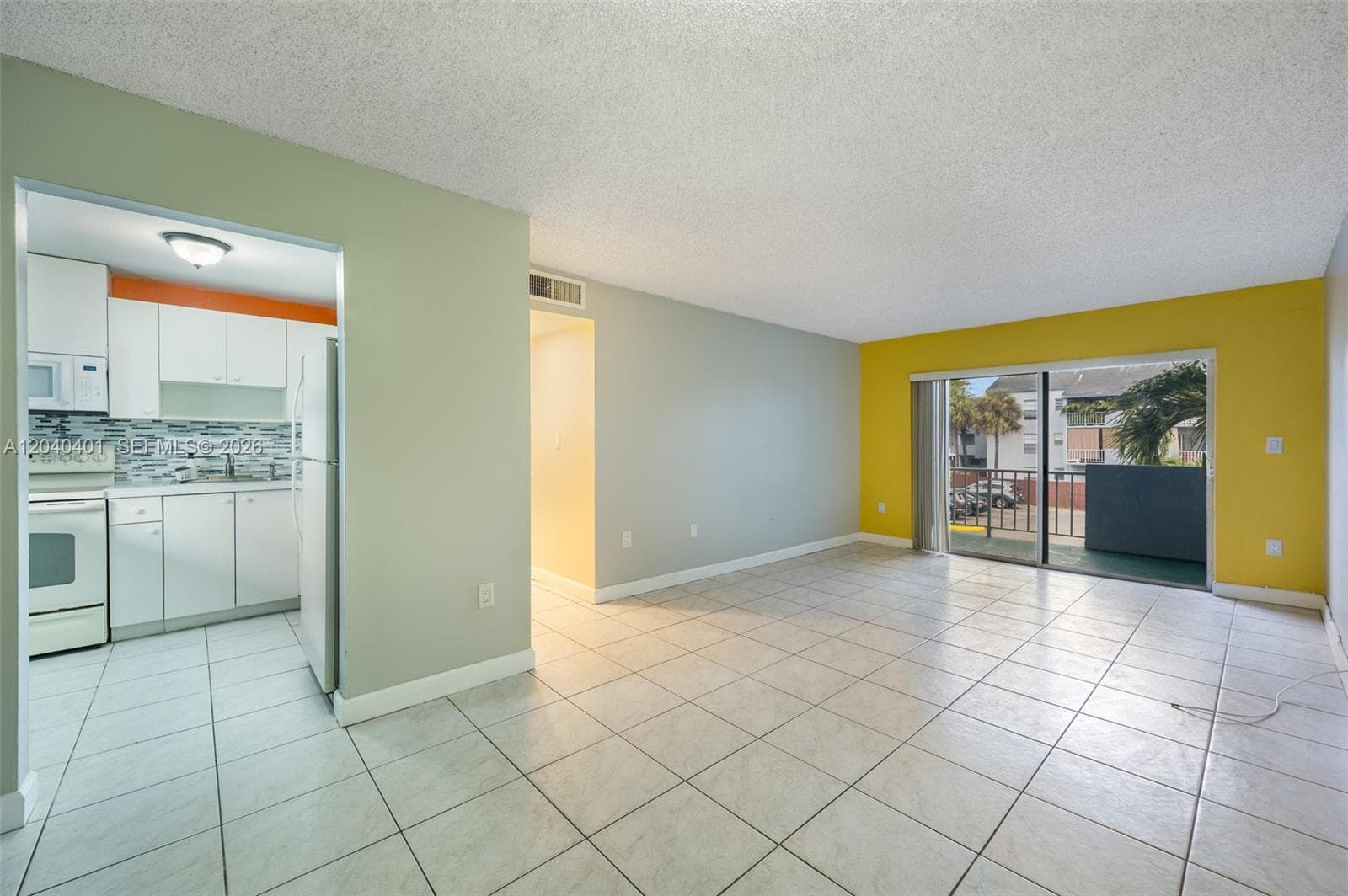 1725 W 60th St # F220, Hialeah, FL 33012 photo 2