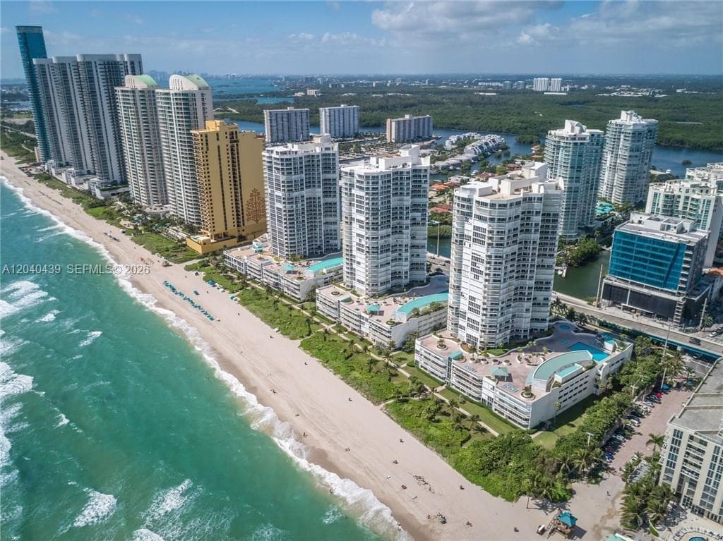 16445 Collins Ave # OS21/26(11B), Sunny Isles Beach, FL 33160 photo 2
